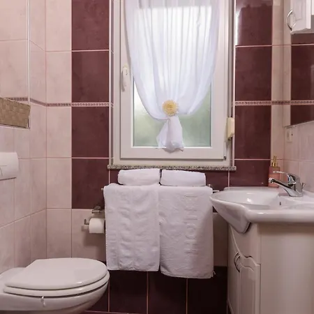 Jozic Apartment Trogir