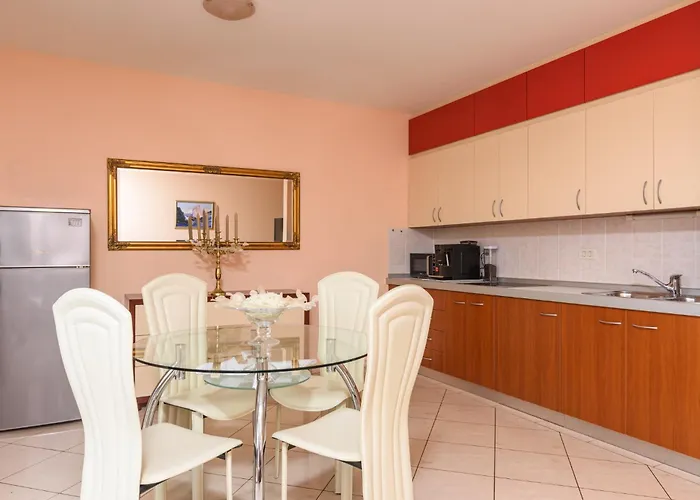 Apartment Jozic *